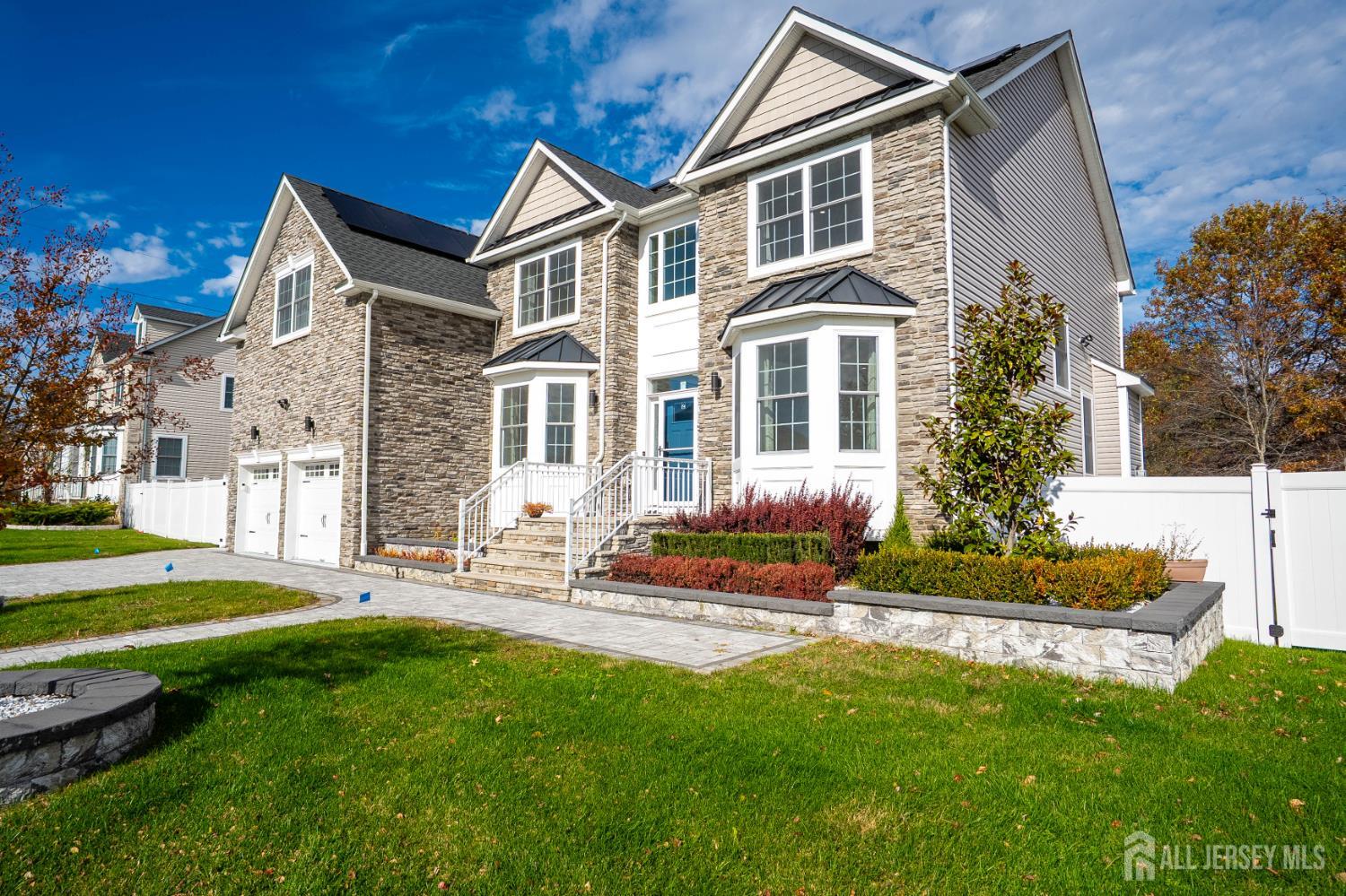 Monroe, New Jersey, 08831, United States, 5 Bedrooms Bedrooms, ,4 BathroomsBathrooms,Residential,For Sale,1987406