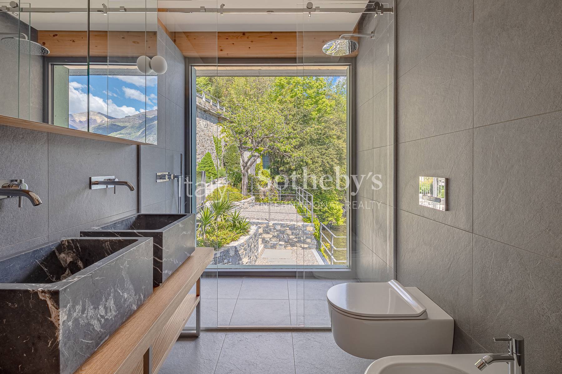  Incredible newly built villa with enchanting lake view - 物件實景
