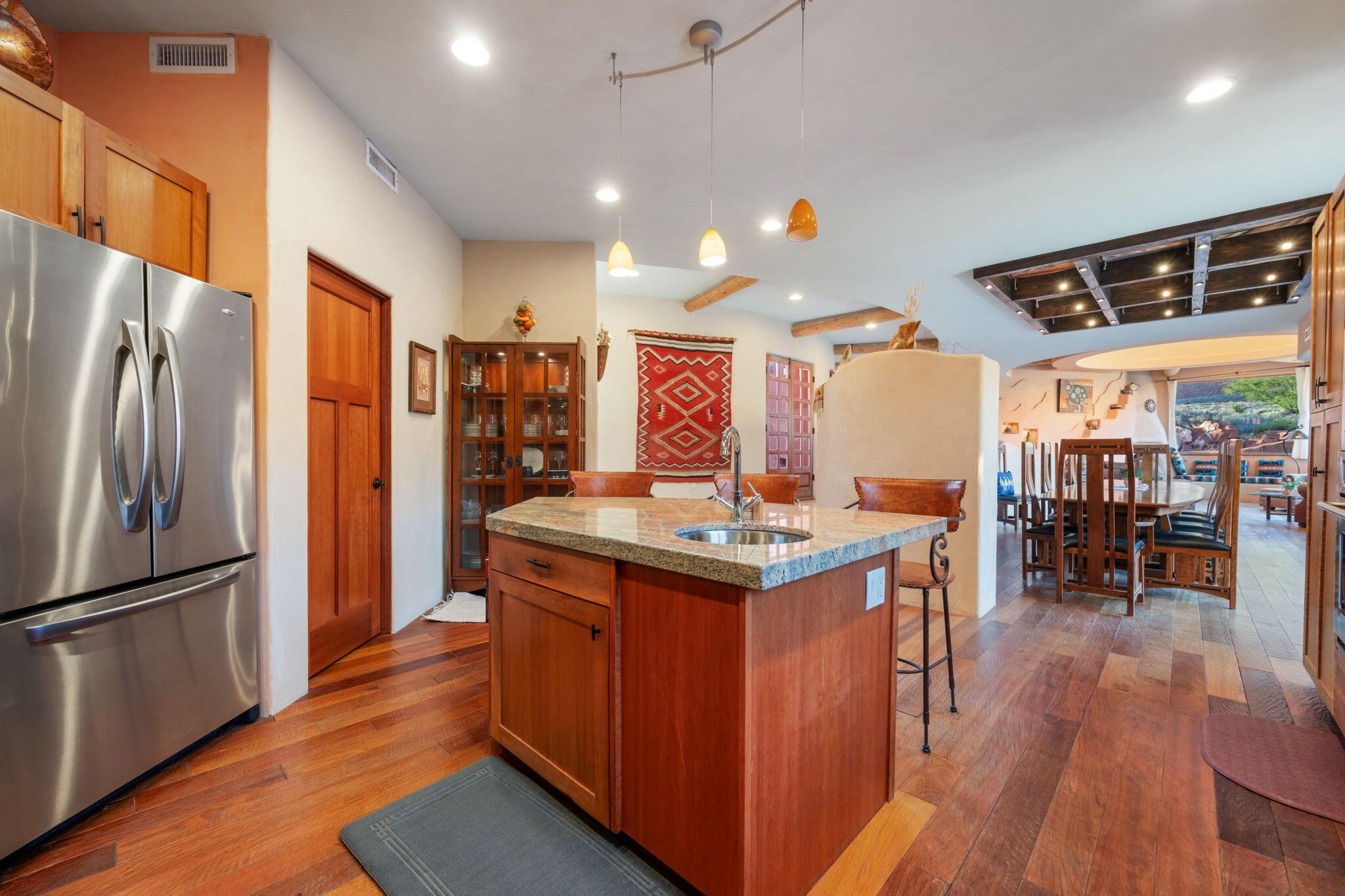 Ivins, Utah, 84738, United States, 3 Bedrooms Bedrooms, ,3 BathroomsBathrooms,Residential,For Sale,2048160