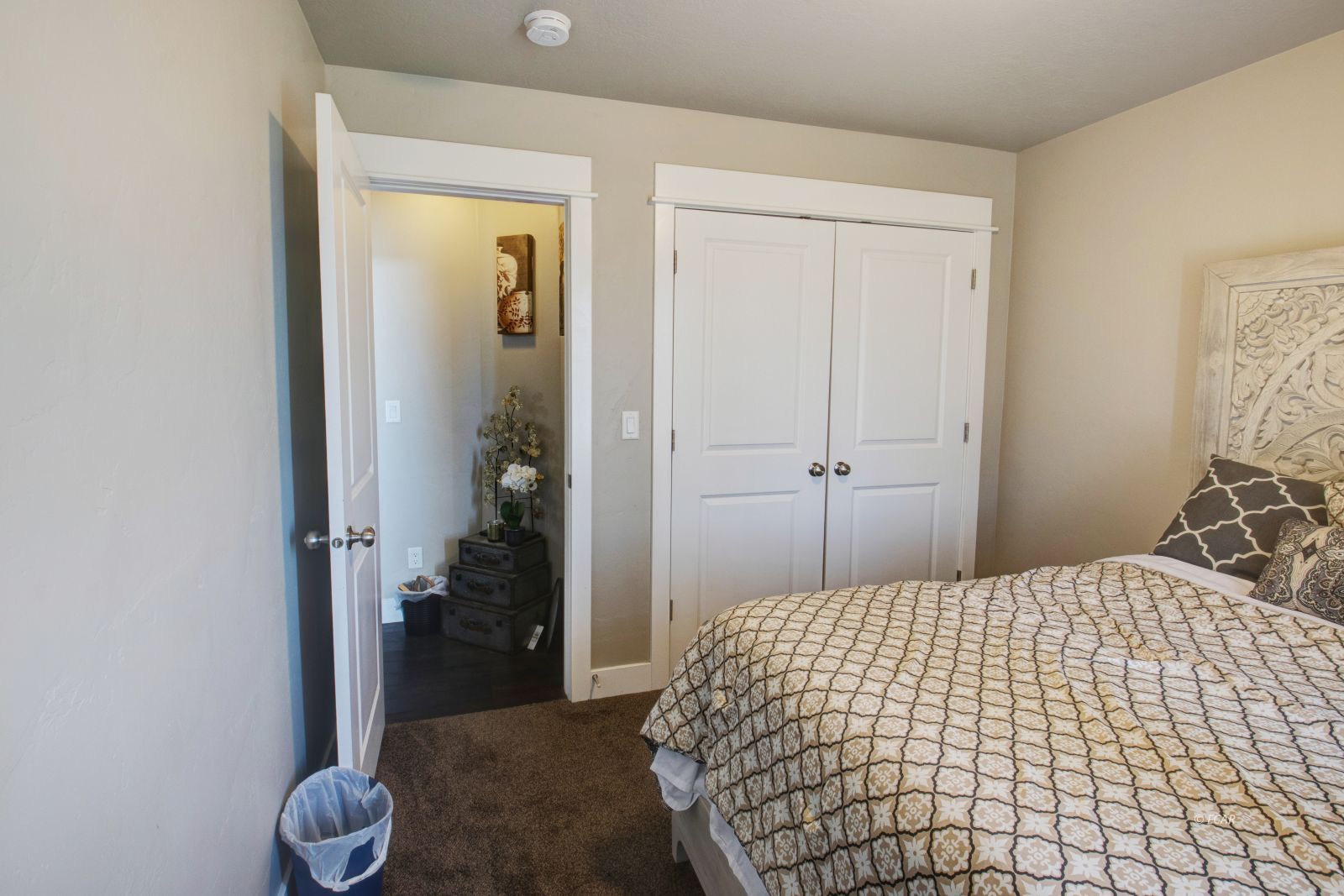 Elko, Nevada, 89801, United States, 6 Bedrooms Bedrooms, ,3 BathroomsBathrooms,Residential,For Sale,1868372