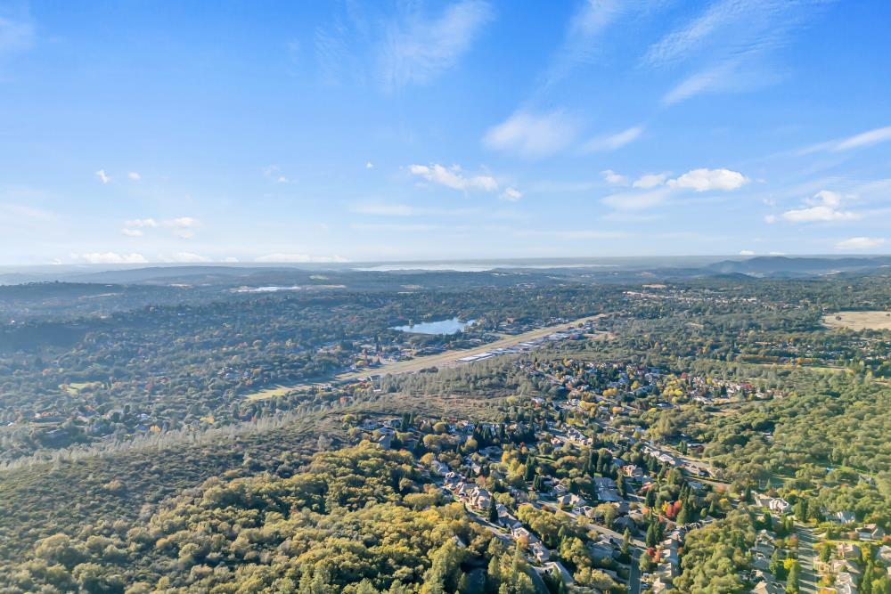 Shingle Springs, California, 95682, United States, 3 Bedrooms Bedrooms, ,2 BathroomsBathrooms,Residential,For Sale,1997348
