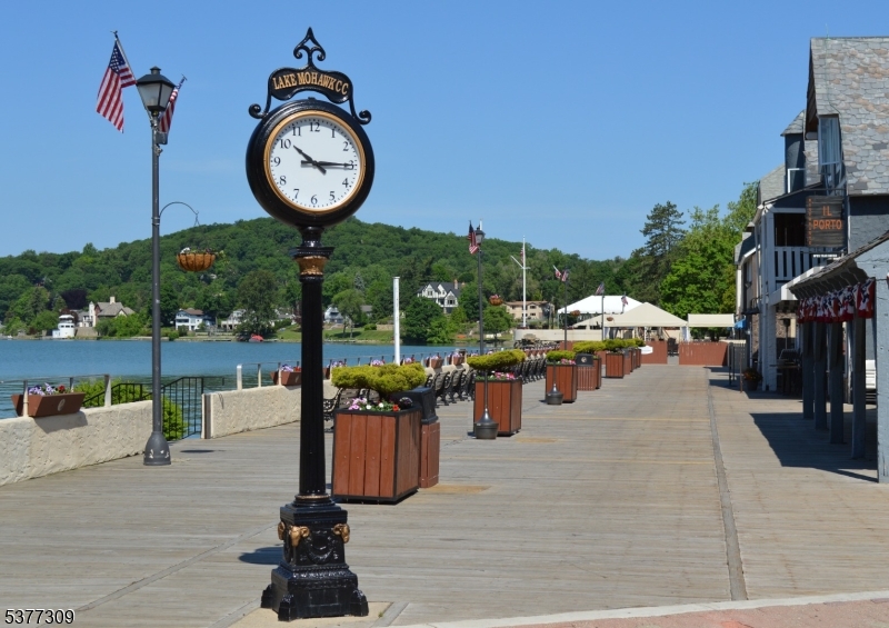 Sparta Twp., New Jersey, 07871, United States, 3 Bedrooms Bedrooms, ,2 BathroomsBathrooms,Residential,For Sale,1910998