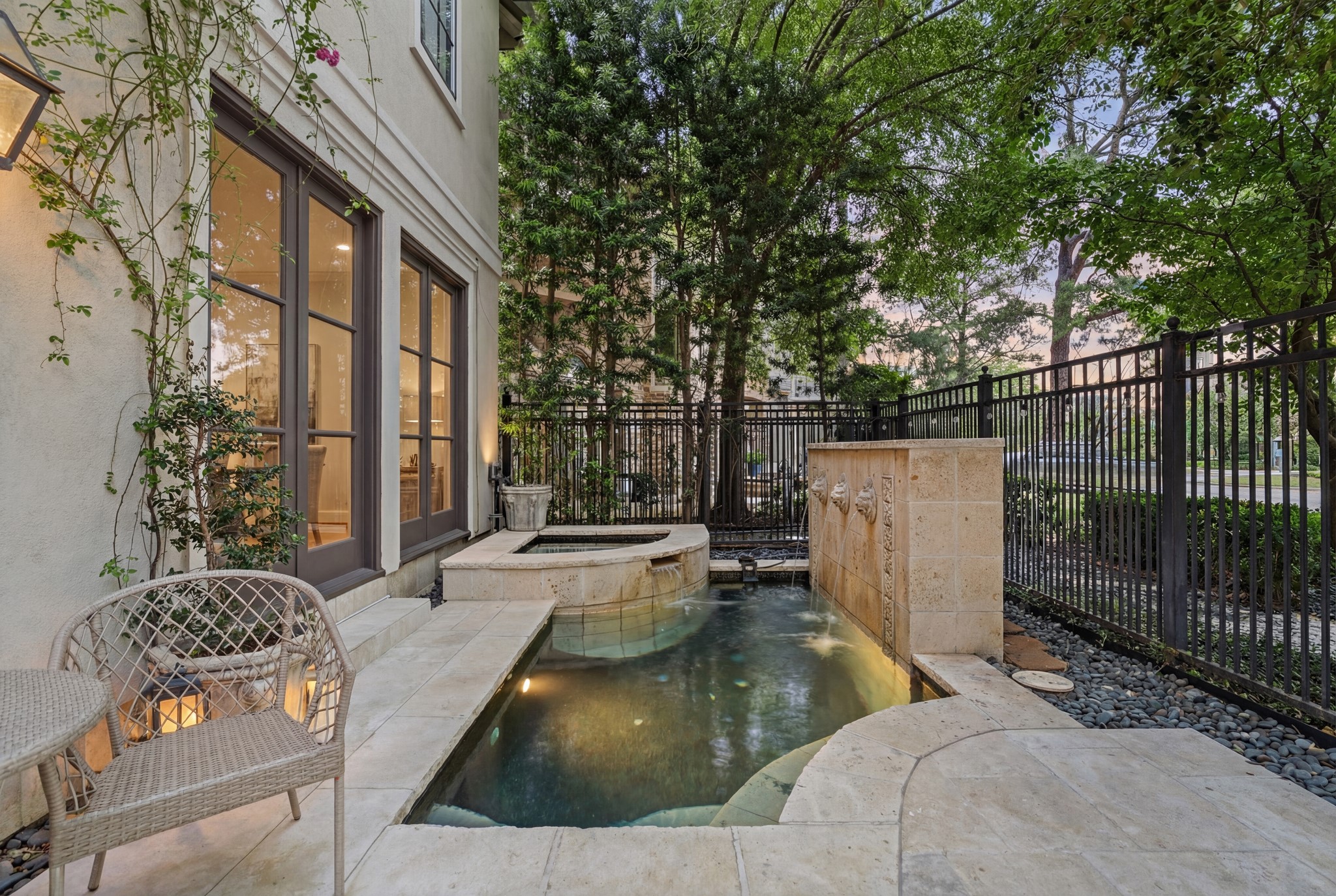  30 Hackberry Lane A - 物件實景