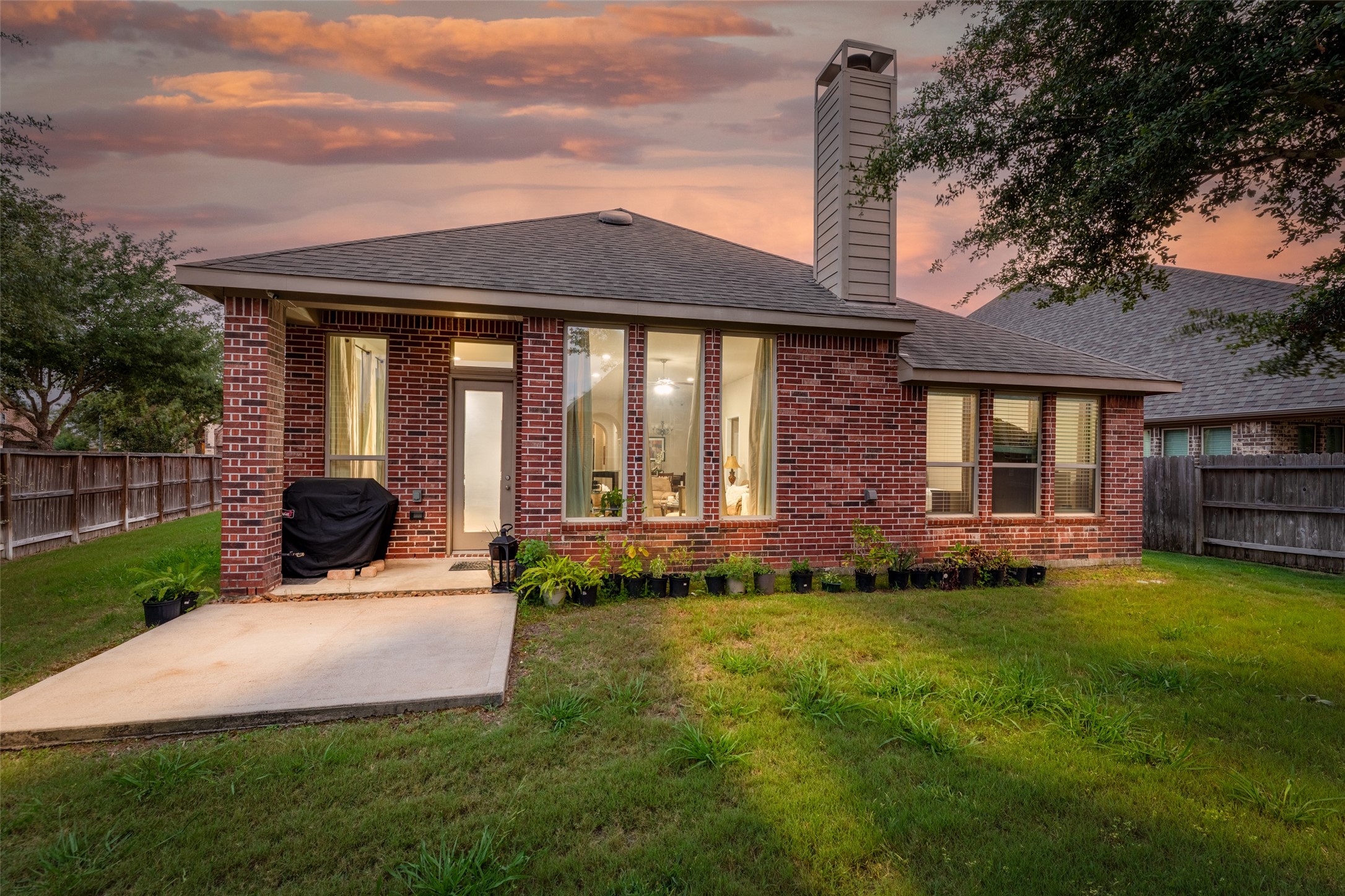 Richmond, Texas, 77407, United States, 4 Bedrooms Bedrooms, ,3 BathroomsBathrooms,Residential,For Sale,1883257