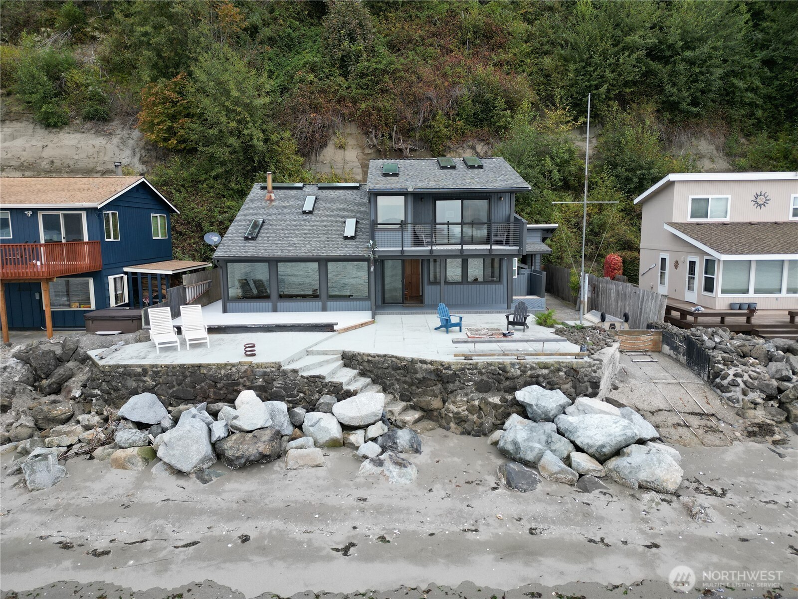 Hat Island, Washington, 98206, United States, 2 Bedrooms Bedrooms, ,2 BathroomsBathrooms,Residential,For Sale,1974776