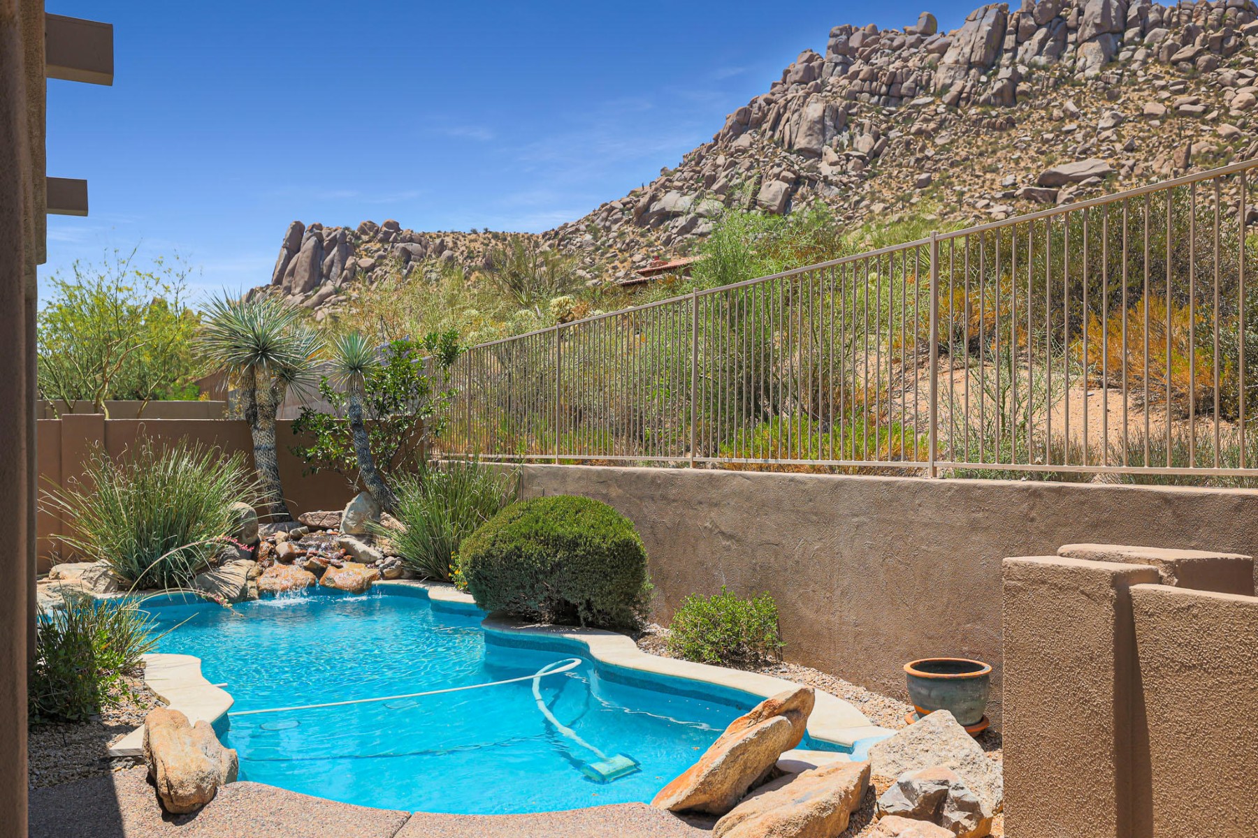  11530 E Desert Willow Drive¦Scottsdale, AZ - 物件實景