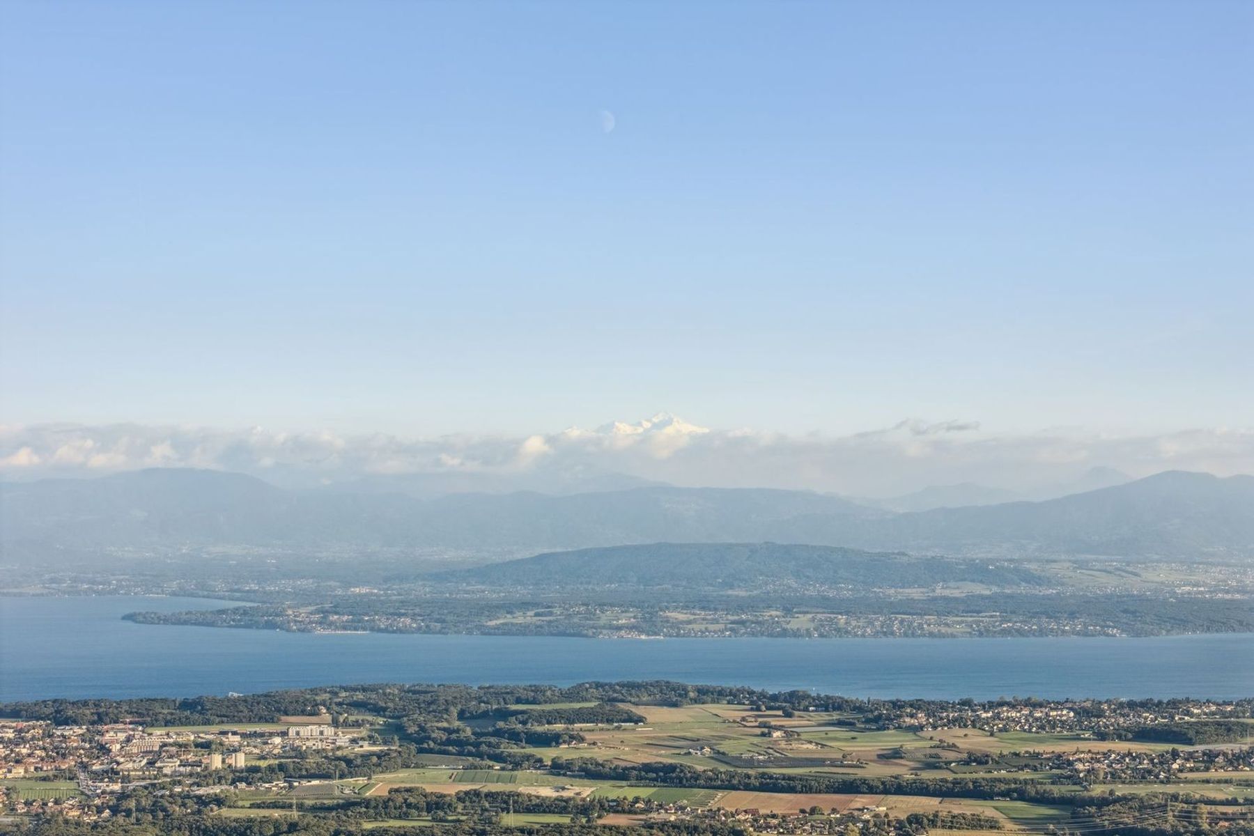  Villa-chalet with view of the lake and the Alps, with building potential - 物件實景