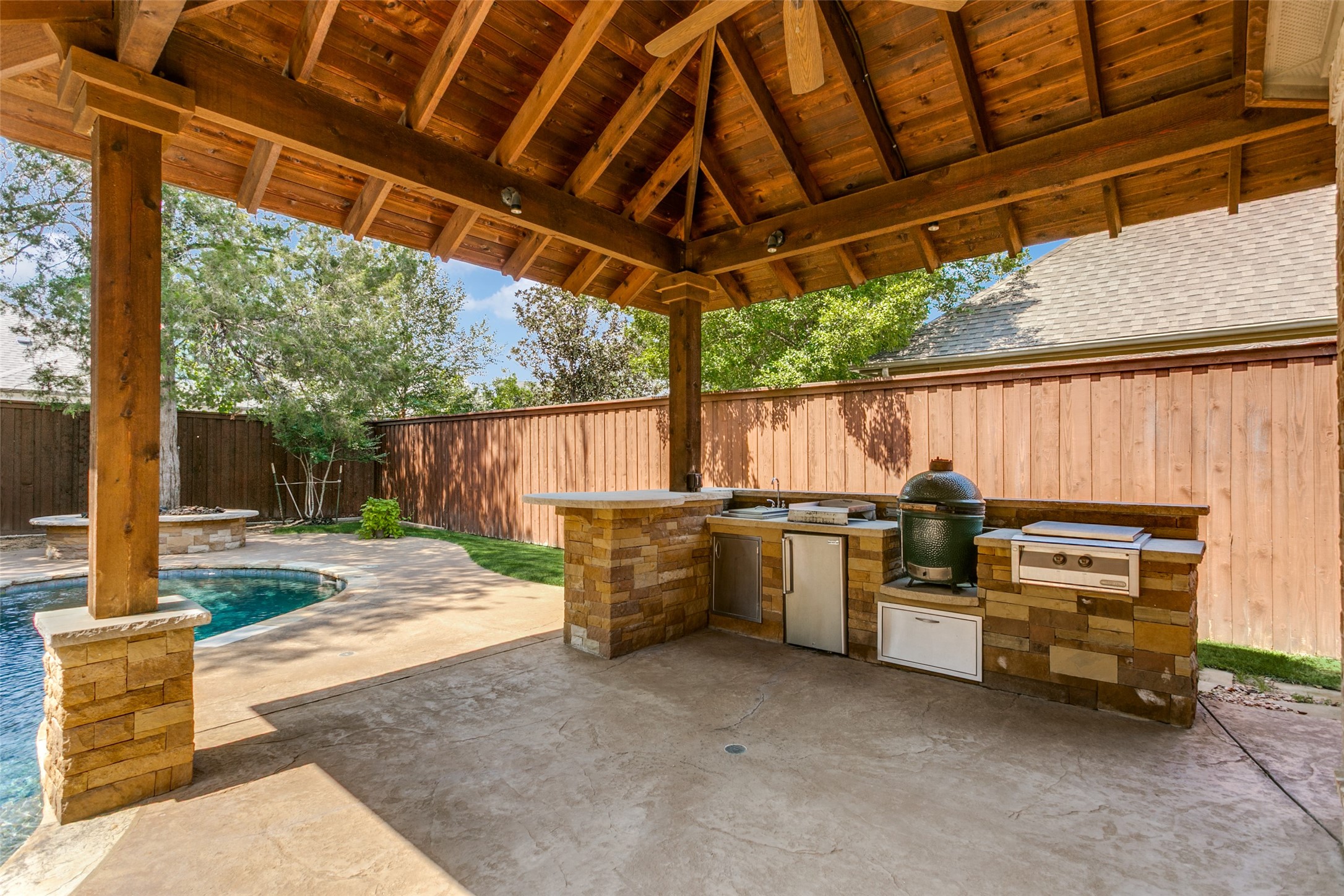 Grapevine, Texas, 76092, United States, 4 Bedrooms Bedrooms, ,3 BathroomsBathrooms,Residential,For Sale,1951115