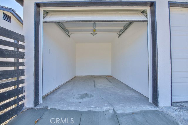 Los Angeles, California, 90061, United States, 2 Bedrooms Bedrooms, ,2 BathroomsBathrooms,Residential,For Sale,2000057