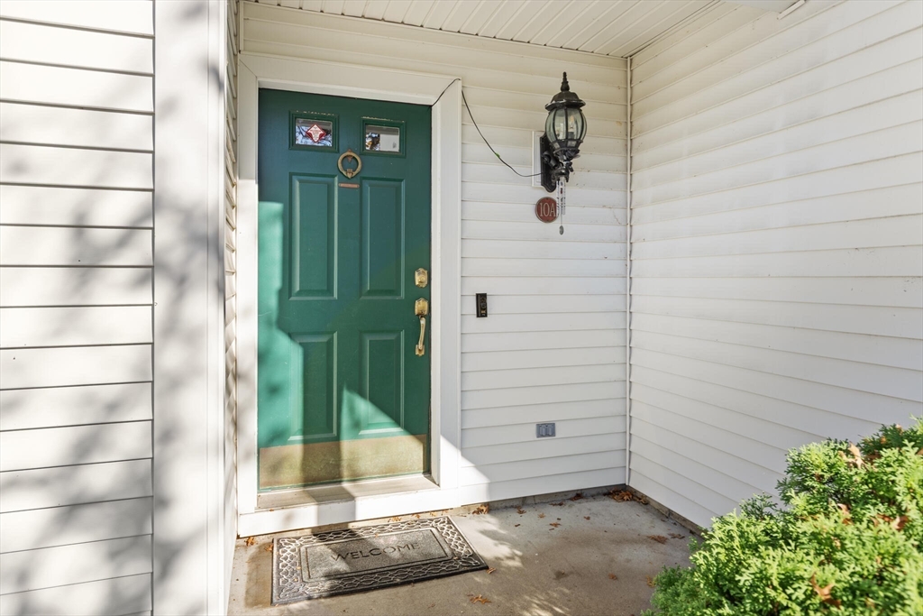 Framingham, Massachusetts, 01701, United States, 3 Bedrooms Bedrooms, ,3 BathroomsBathrooms,Residential,For Sale,1968924