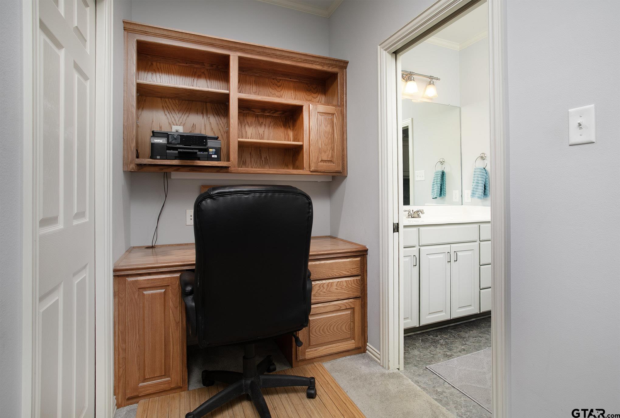 Flint, Texas, 75762, United States, 4 Bedrooms Bedrooms, ,4 BathroomsBathrooms,Residential,For Sale,1817610