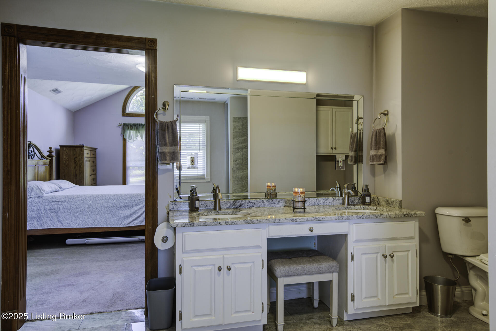 Bloomfield, Kentucky, 40008, United States, 3 Bedrooms Bedrooms, ,3 BathroomsBathrooms,Residential,For Sale,1968876