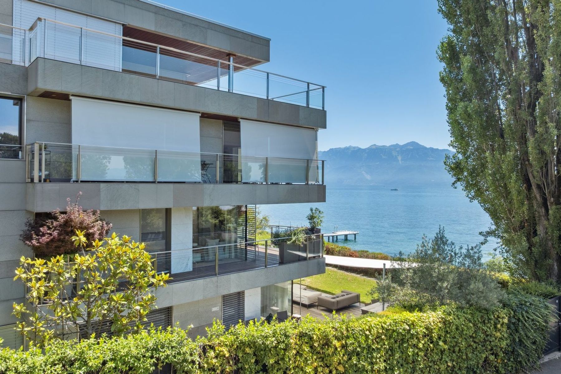  Exceptional lakeside residence overlooking the Alps - 物件實景