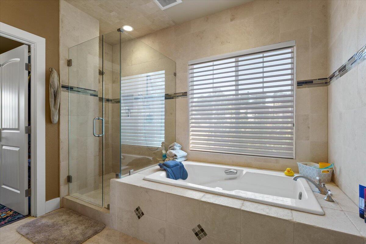 Red Bluff, California, 96080, United States, 3 Bedrooms Bedrooms, ,2 BathroomsBathrooms,Residential,For Sale,1949814