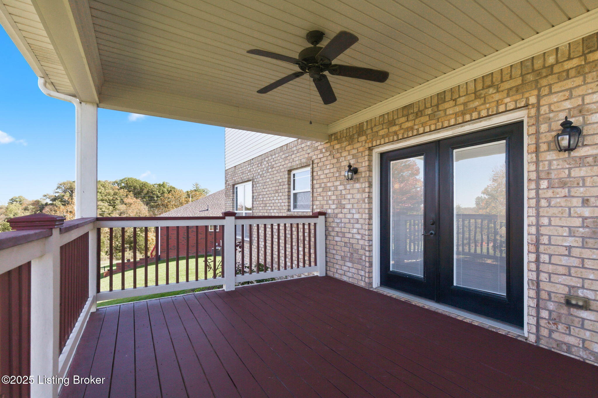 La Grange, Kentucky, 40031, United States, 5 Bedrooms Bedrooms, ,4 BathroomsBathrooms,Residential,For Sale,1971685