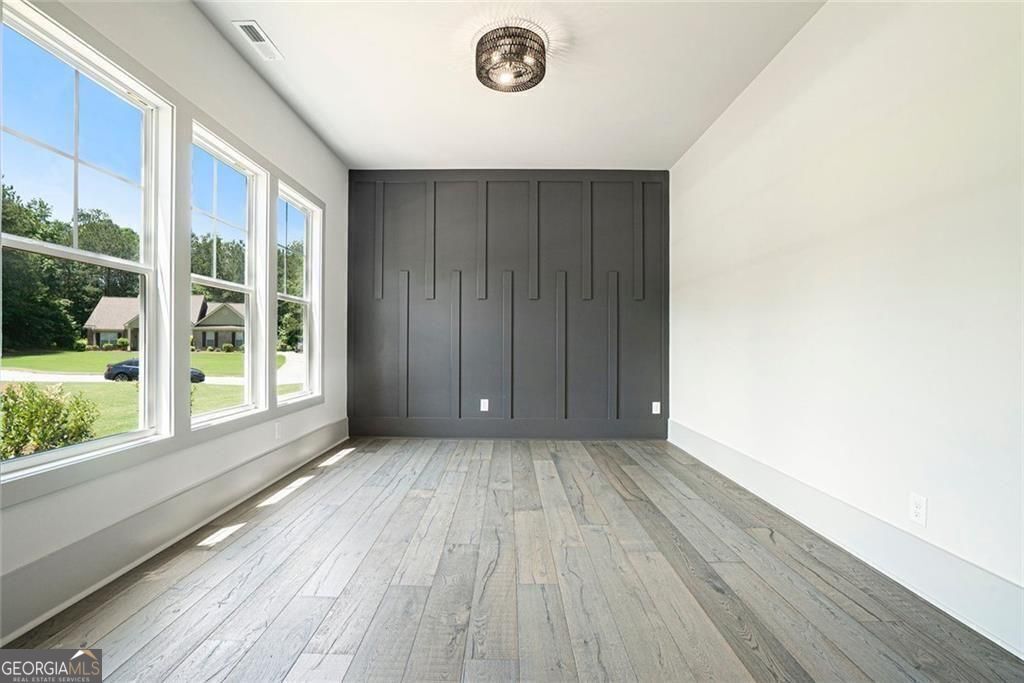 Oxford, Georgia, 30054, United States, 5 Bedrooms Bedrooms, ,4 BathroomsBathrooms,Residential,For Sale,1999164