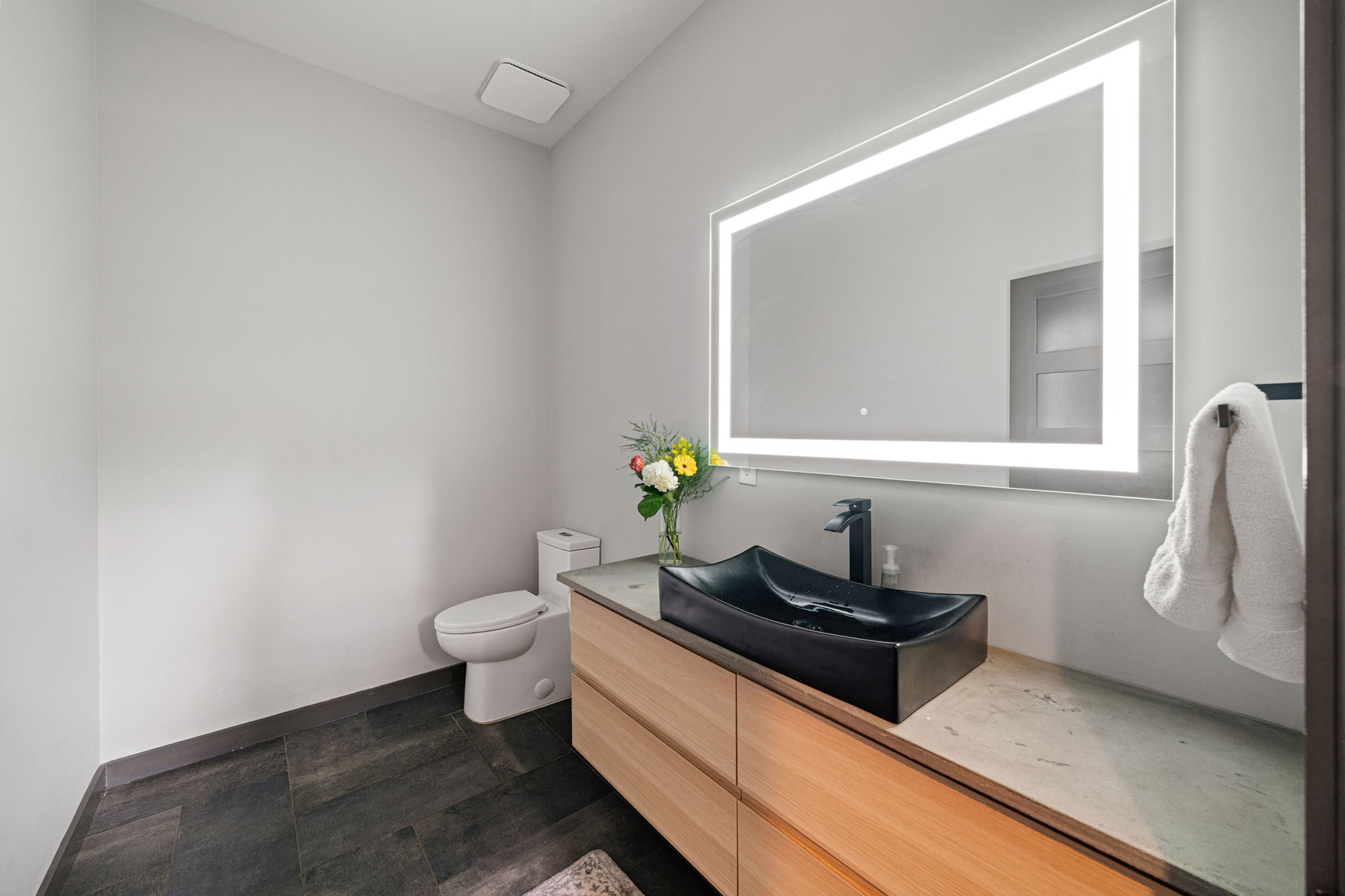  Modern Luxury Meets Nature in the Heart of Roswell - 物件實景
