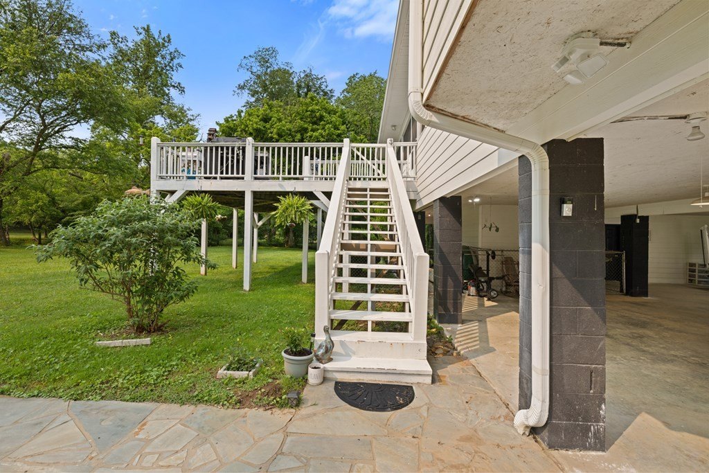 Murphy, North Carolina, 28906, United States, 2 Bedrooms Bedrooms, ,2 BathroomsBathrooms,Residential,For Sale,1923823