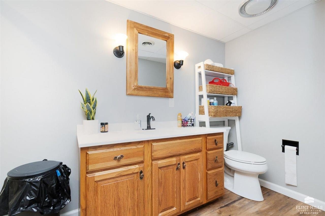 Junction City, Kansas, 66441, United States, 4 Bedrooms Bedrooms, ,4 BathroomsBathrooms,Residential,For Sale,1805372