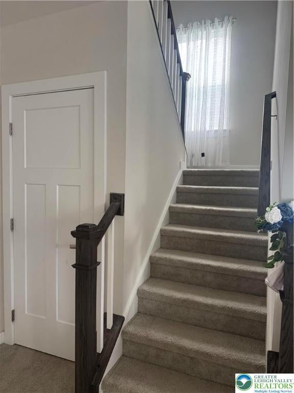 North Catasauqua Bor, Pennsylvania, 18032, United States, 4 Bedrooms Bedrooms, ,4 BathroomsBathrooms,Residential,For Sale,1956311