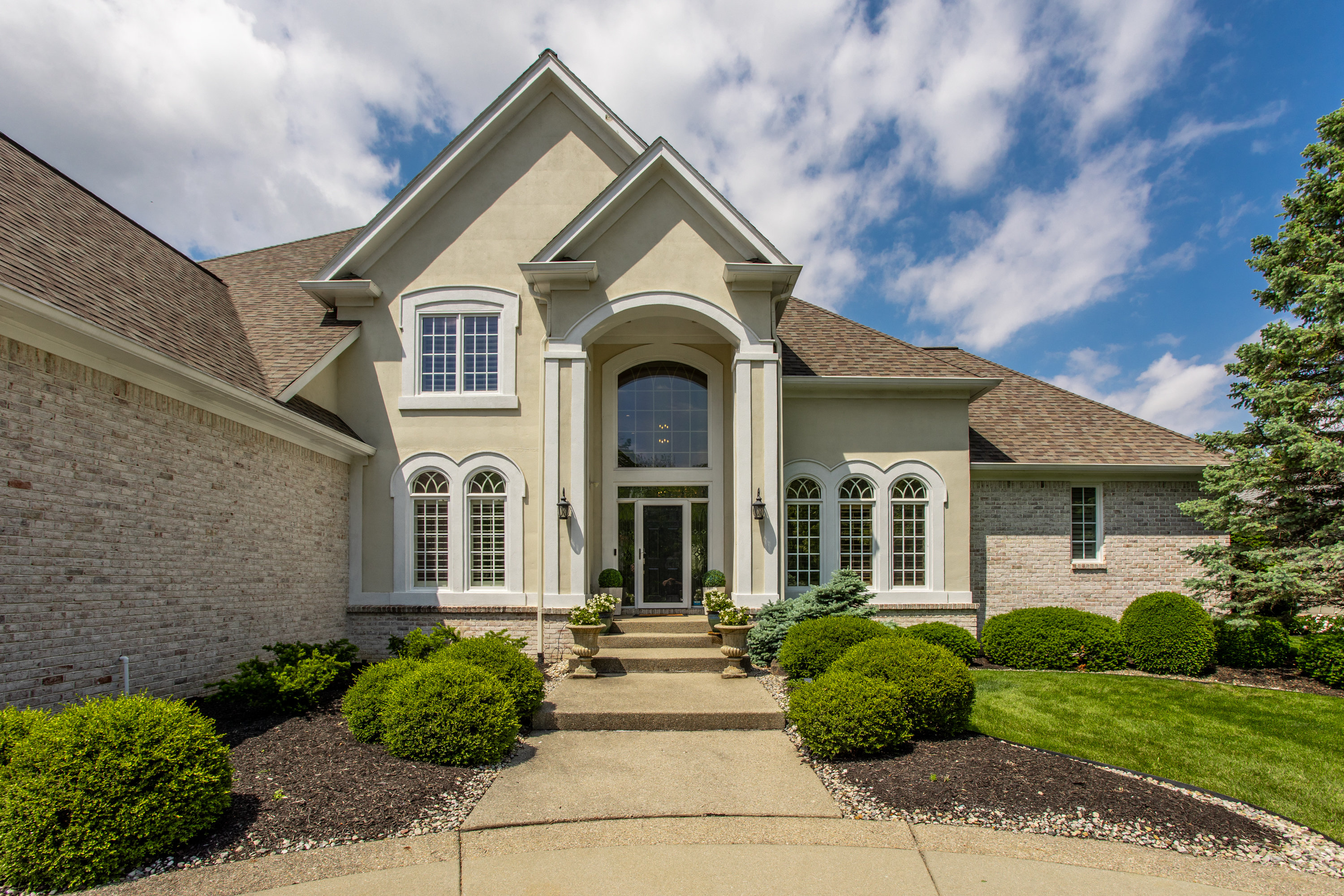  Exceptional West Carmel Home with Resort-Caliber Backyard - 物件實景