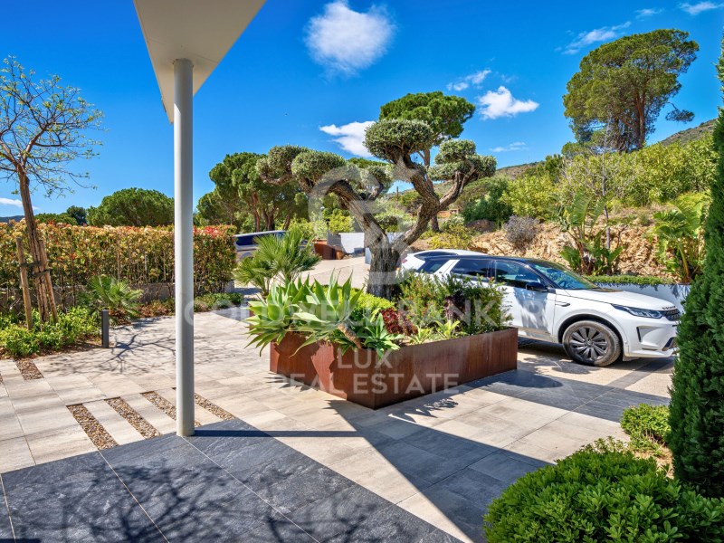 Girona, Colera, Colera Girona, Colera, Colera Giro, Colera, Catalonia, ES, 5 Bedrooms Bedrooms, ,4 BathroomsBathrooms,Residential,For Sale,Girona, Colera, Colera Girona, Colera, Colera Giro,1615744