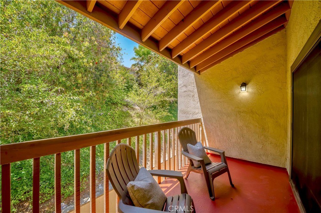 Fullerton, California, 92833, United States, 2 Bedrooms Bedrooms, ,3 BathroomsBathrooms,Residential,For Sale,1890982