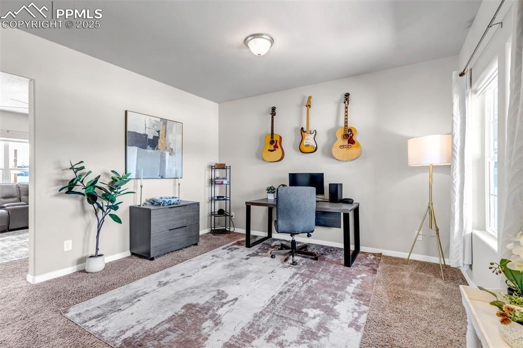 Colorado Springs, Colorado, 80925, United States, 5 Bedrooms Bedrooms, ,4 BathroomsBathrooms,Residential,For Sale,1890411