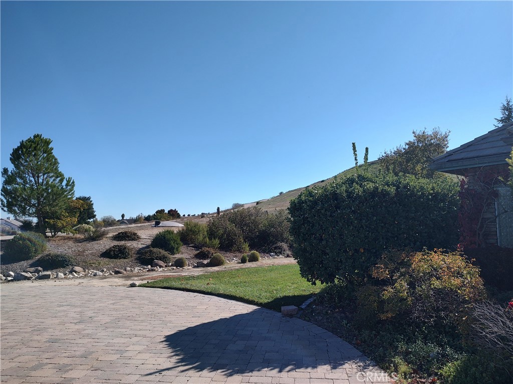 Templeton, California, 93465, United States, 4 Bedrooms Bedrooms, ,4 BathroomsBathrooms,Residential,For Sale,2006355