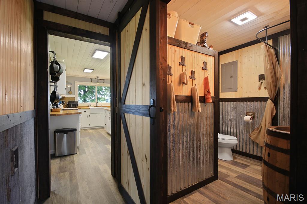 Lebanon, Missouri, 65536, United States, 3 Bedrooms Bedrooms, ,2 BathroomsBathrooms,Residential,For Sale,1982257