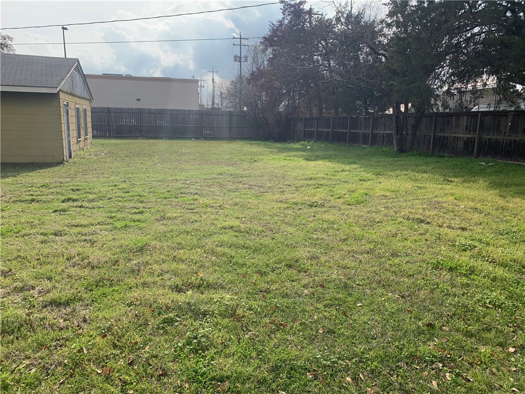 Bryan, Texas, 77802, United States, 3 Bedrooms Bedrooms, ,2 BathroomsBathrooms,Residential,For Sale,1730403