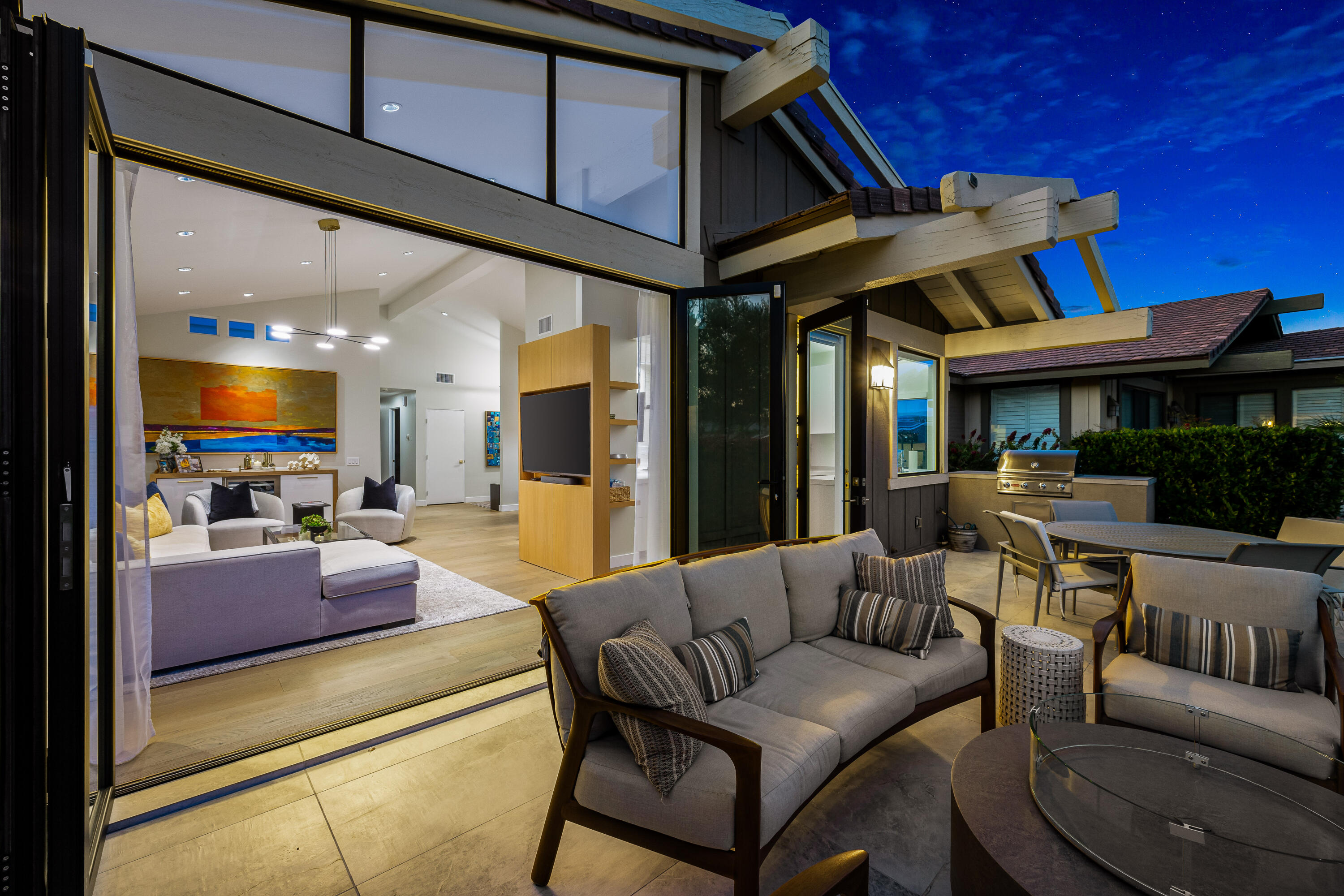 Palm Desert, California, 92211, United States, 2 Bedrooms Bedrooms, ,2 BathroomsBathrooms,Residential,For Sale,2003447