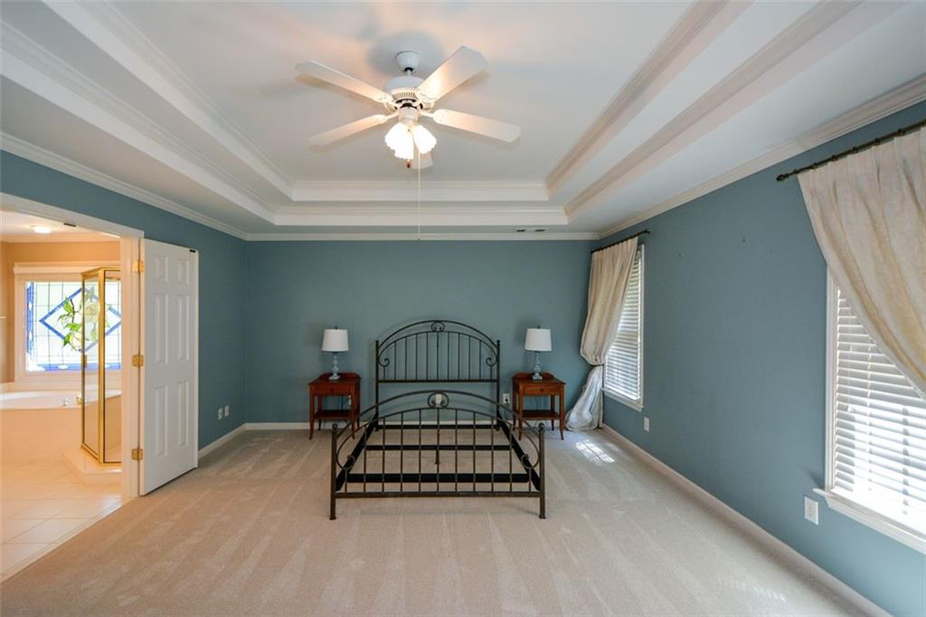 Alpharetta, Georgia, 30022, United States, 5 Bedrooms Bedrooms, ,5 BathroomsBathrooms,Residential,For Sale,2002154