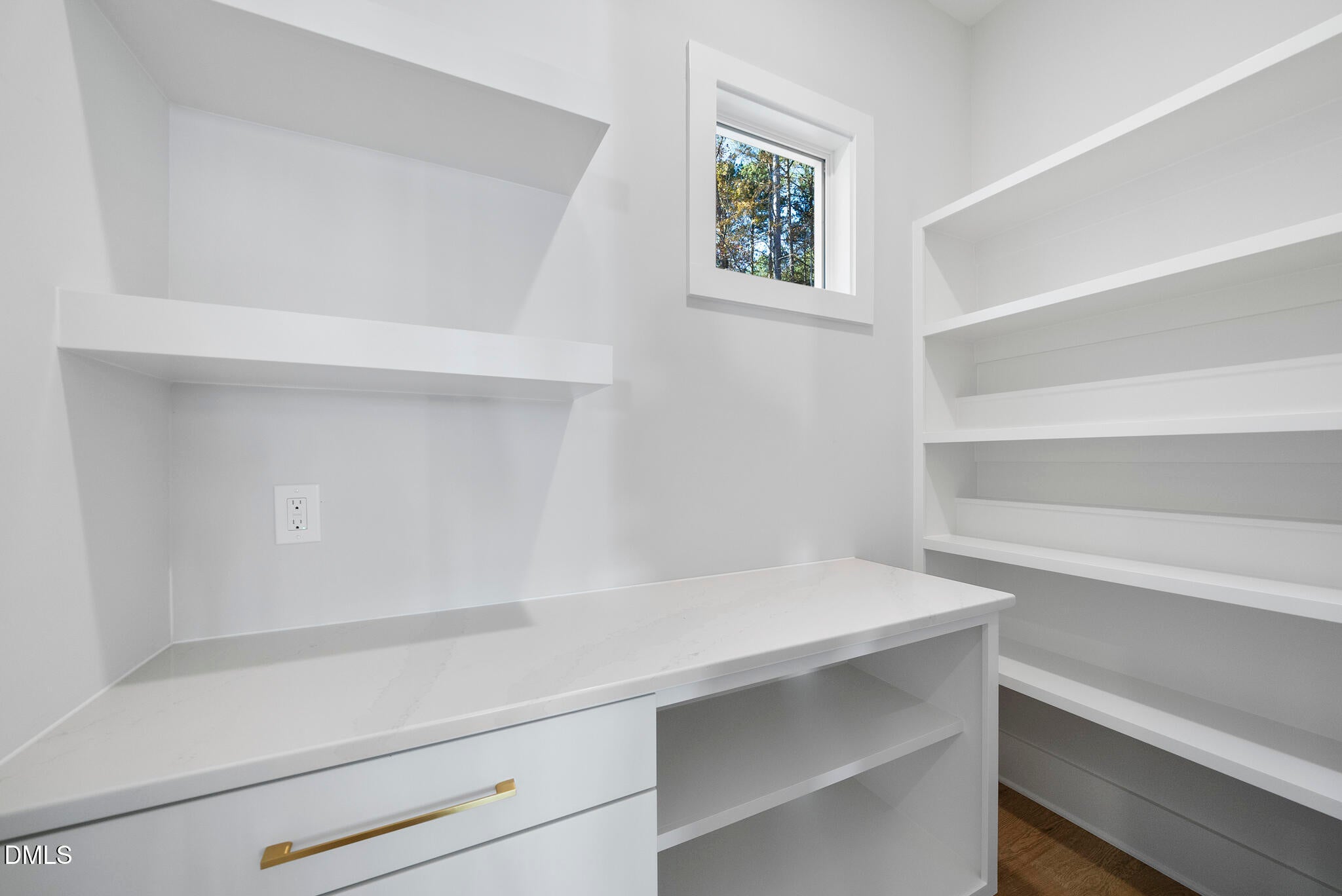 Raleigh, North Carolina, 27613, United States, 4 Bedrooms Bedrooms, ,5 BathroomsBathrooms,Residential,For Sale,1989264