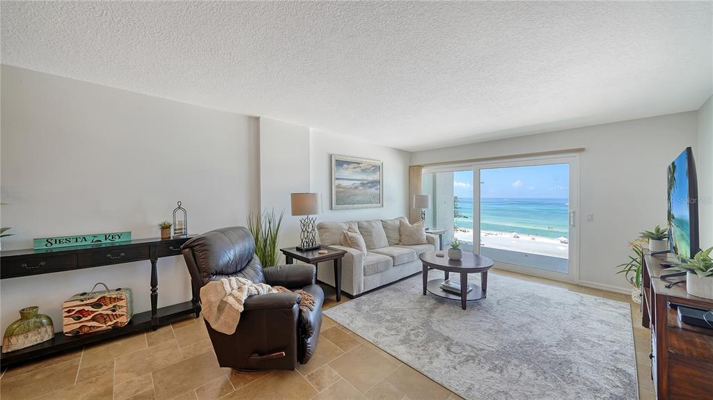 Sarasota, Florida, 34242, United States, 2 Bedrooms Bedrooms, ,2 BathroomsBathrooms,Residential,For Sale,1827426