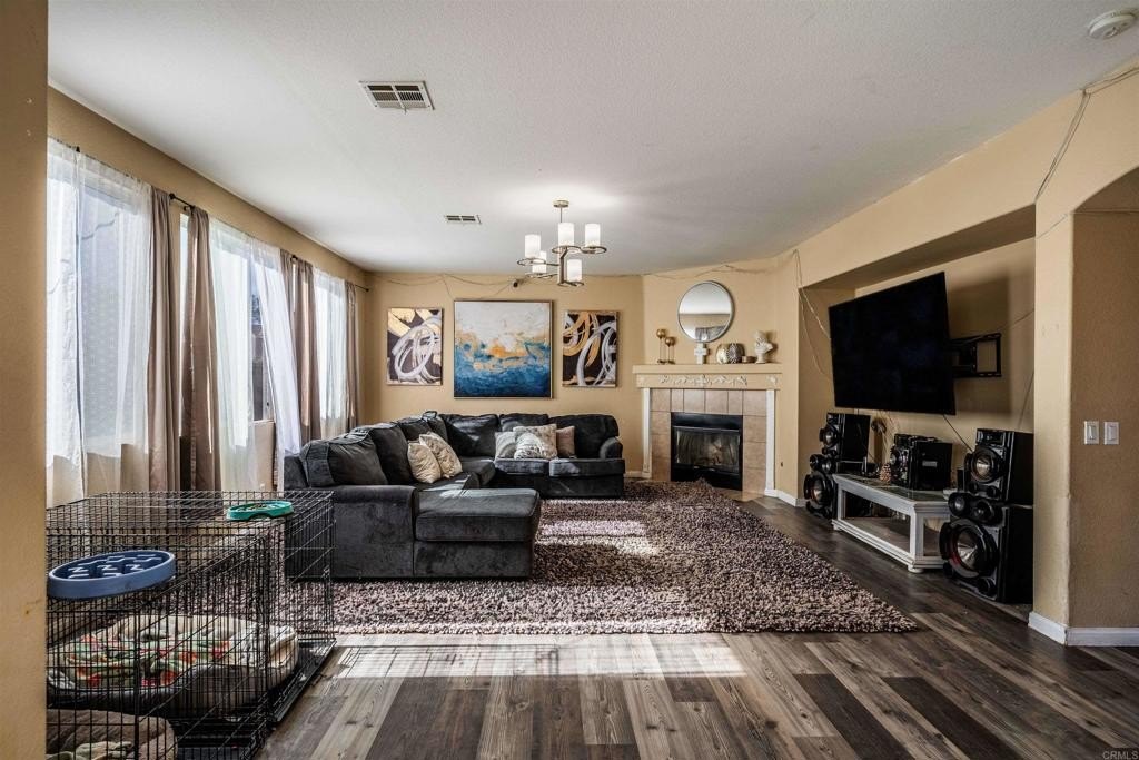Hemet, California, 92545, United States, 5 Bedrooms Bedrooms, ,3 BathroomsBathrooms,Residential,For Sale,1877252