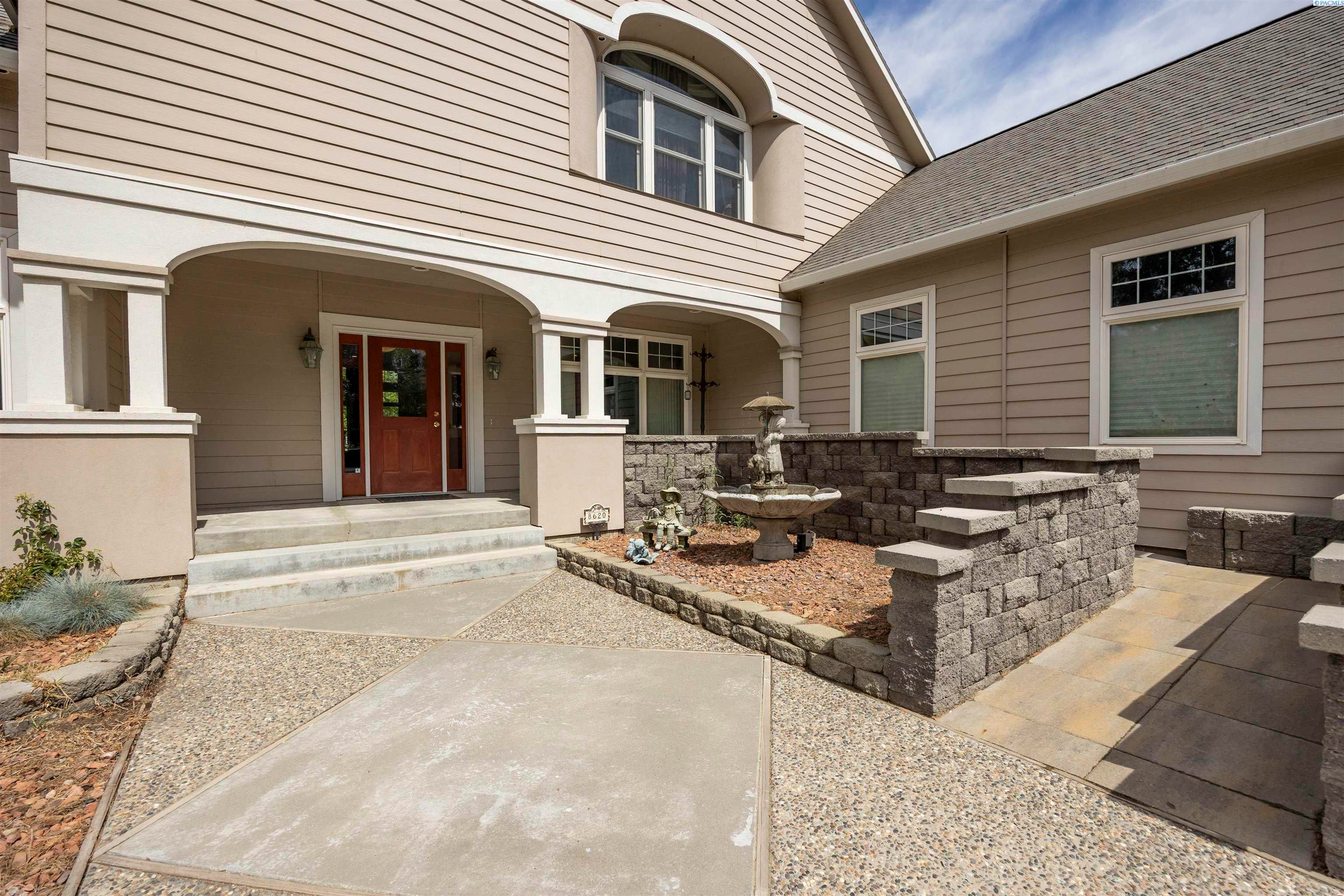 Pasco, Washington, 99301, United States, 3 Bedrooms Bedrooms, ,3 BathroomsBathrooms,Residential,For Sale,1979985