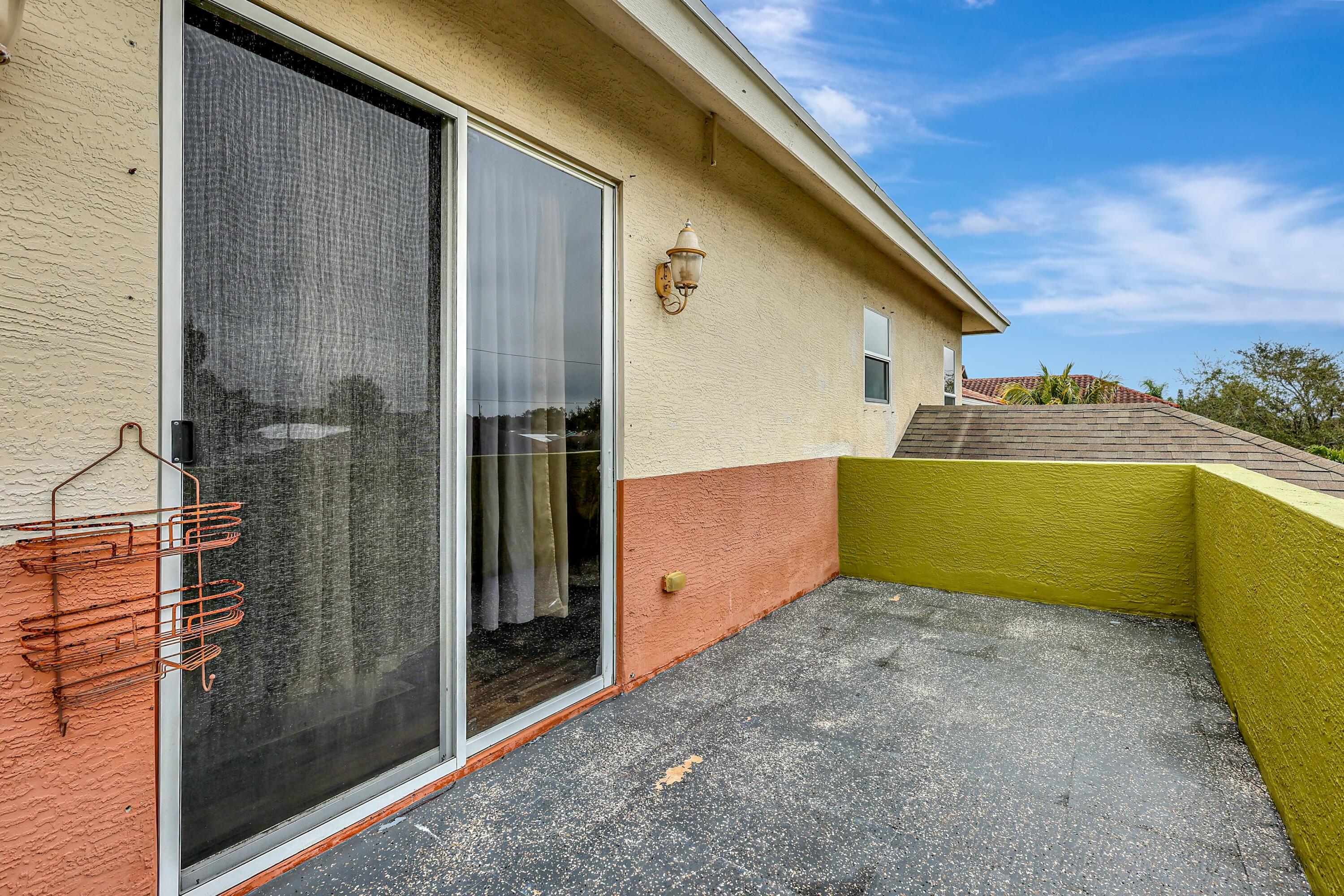 Port Saint Lucie, Florida, 34984, United States, 5 Bedrooms Bedrooms, ,3 BathroomsBathrooms,Residential,For Sale,1856028