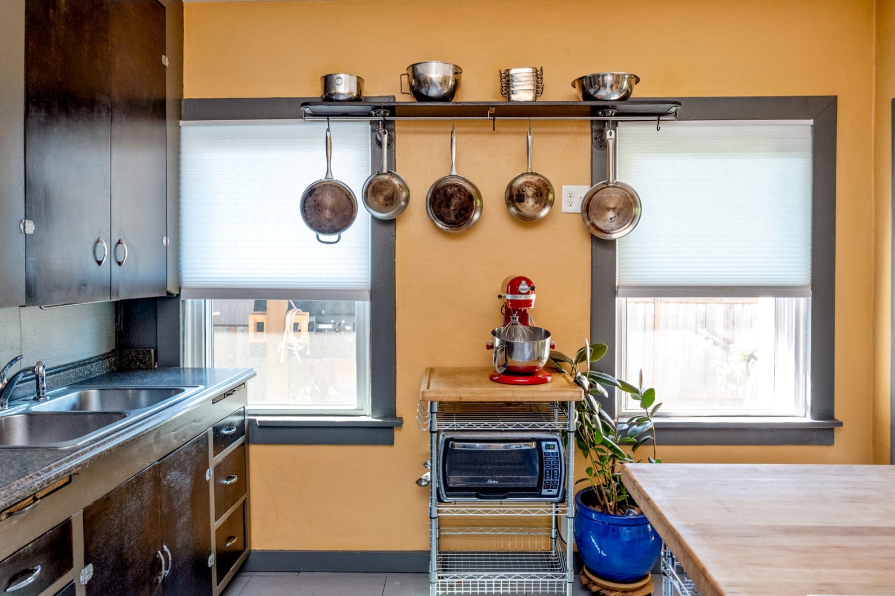  8250 NE BRAZEE ST Portland, OR 97220 - 物件實景