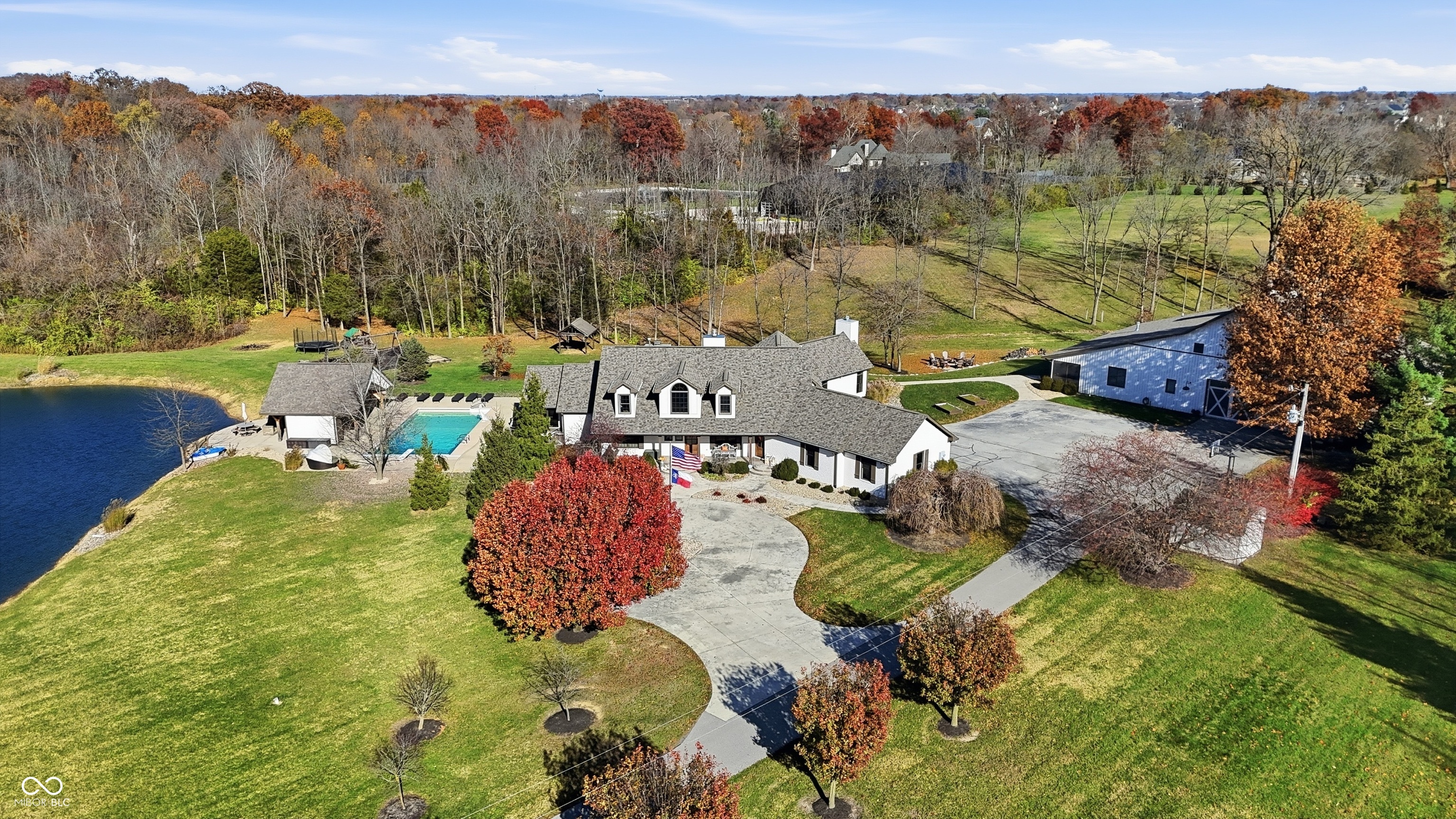 Bargersville, Indiana, 46106, United States, 5 Bedrooms Bedrooms, ,6 BathroomsBathrooms,Residential,For Sale,1992401