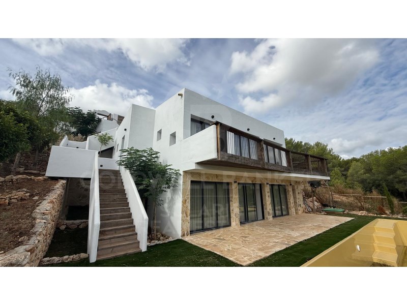 Alicante, J?vea / X?bia, Partida Comunes-Adsubia, Jávea / Xàbia, Comunidad Valenciana, ES, 3 Bedrooms Bedrooms, ,3 BathroomsBathrooms,Residential,For Sale,Alicante, J?vea / X?bia, Partida Comunes-Adsubia, ,1628299