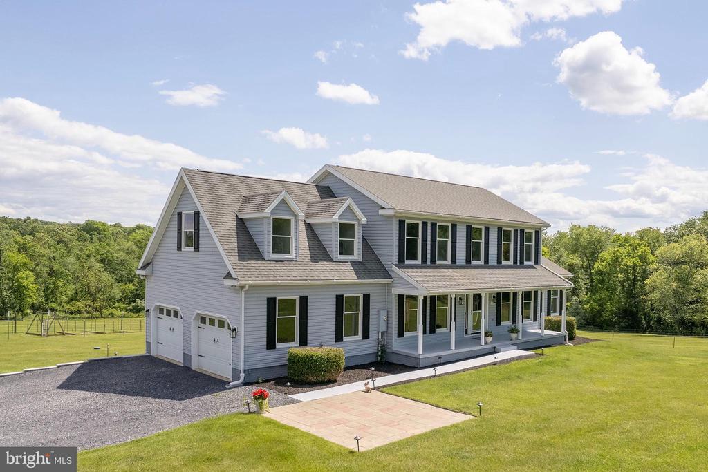Winchester, Virginia, 22603, United States, 4 Bedrooms Bedrooms, ,3 BathroomsBathrooms,Residential,For Sale,1838915