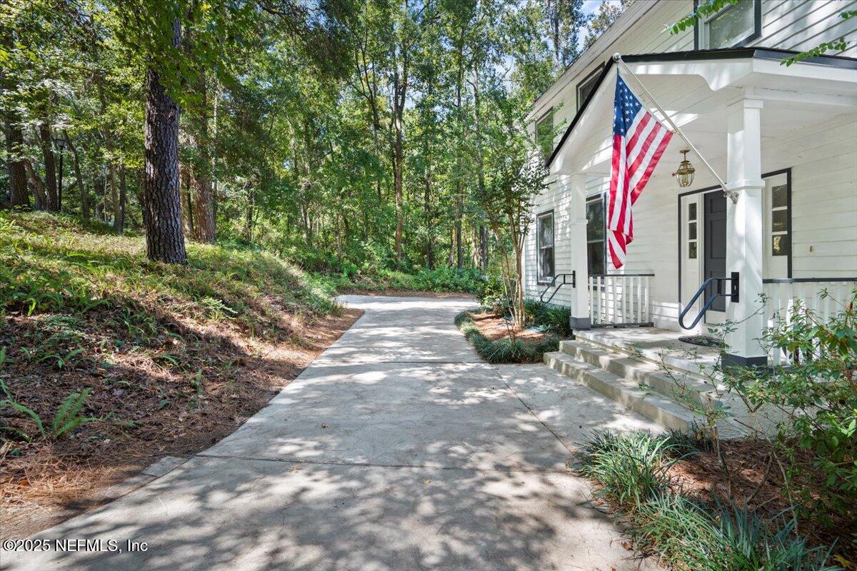 Tallahassee, Florida, 32303, United States, 4 Bedrooms Bedrooms, ,3 BathroomsBathrooms,Residential,For Sale,1978215