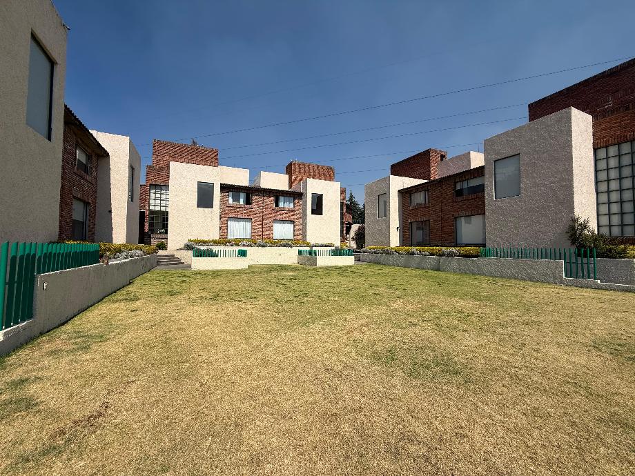 Huixquilucan, Estado de méxico, 52785, Mexico, 3 Bedrooms Bedrooms, ,3 BathroomsBathrooms,Residential,For Sale,1713420