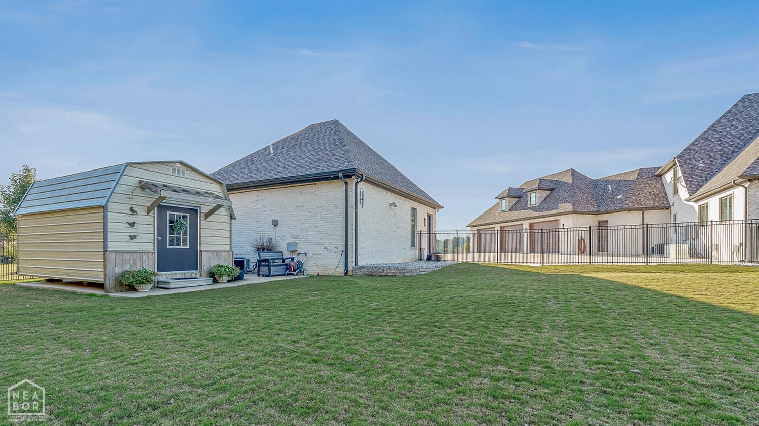 Jonesboro, Arkansas, 72405, United States, 5 Bedrooms Bedrooms, ,5 BathroomsBathrooms,Residential,For Sale,1983308