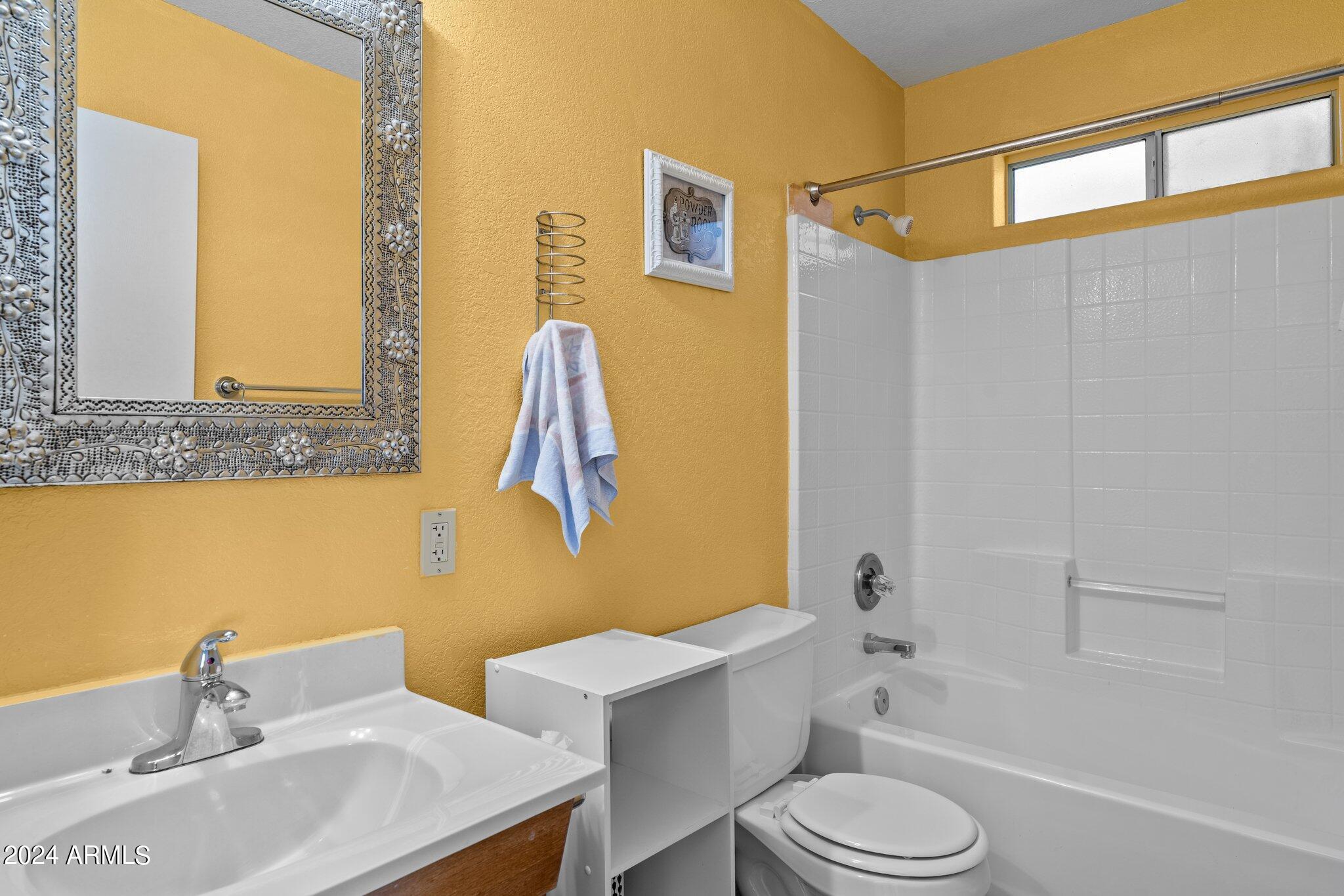 Wickenburg, Arizona, 85390, United States, 3 Bedrooms Bedrooms, ,3 BathroomsBathrooms,Residential,For Sale,1977734