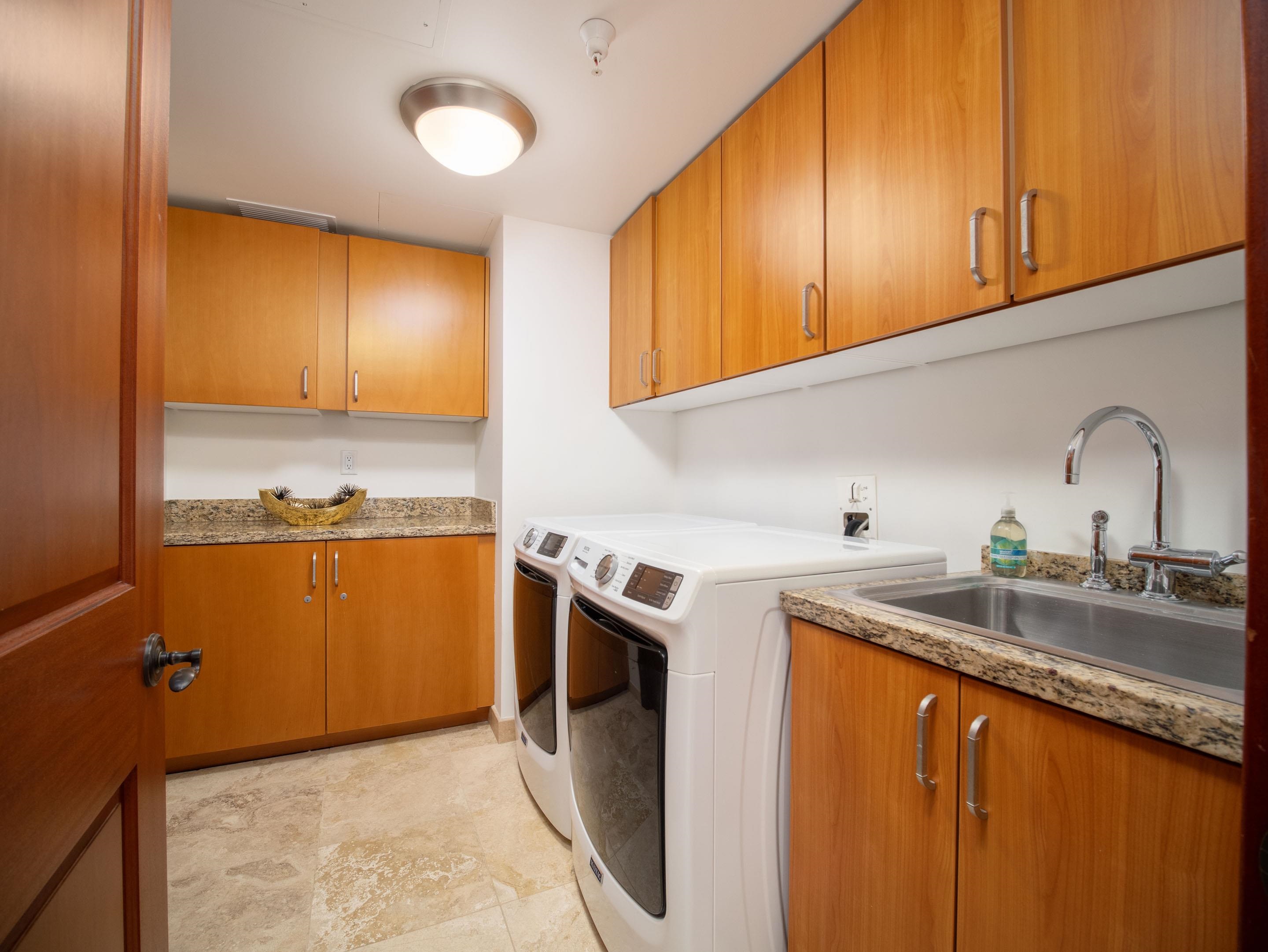 Kihei, Hawaii, 96753, United States, 3 Bedrooms Bedrooms, ,4 BathroomsBathrooms,Residential,For Sale,1940814
