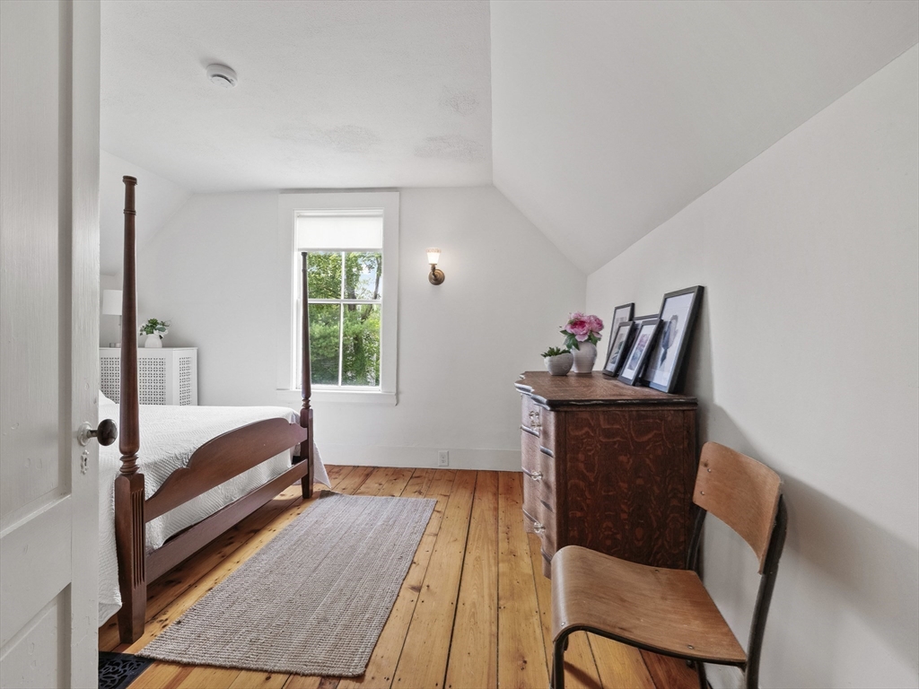 Concord, Massachusetts, 01742, United States, 3 Bedrooms Bedrooms, ,1 BathroomBathrooms,Residential,For Sale,1896713