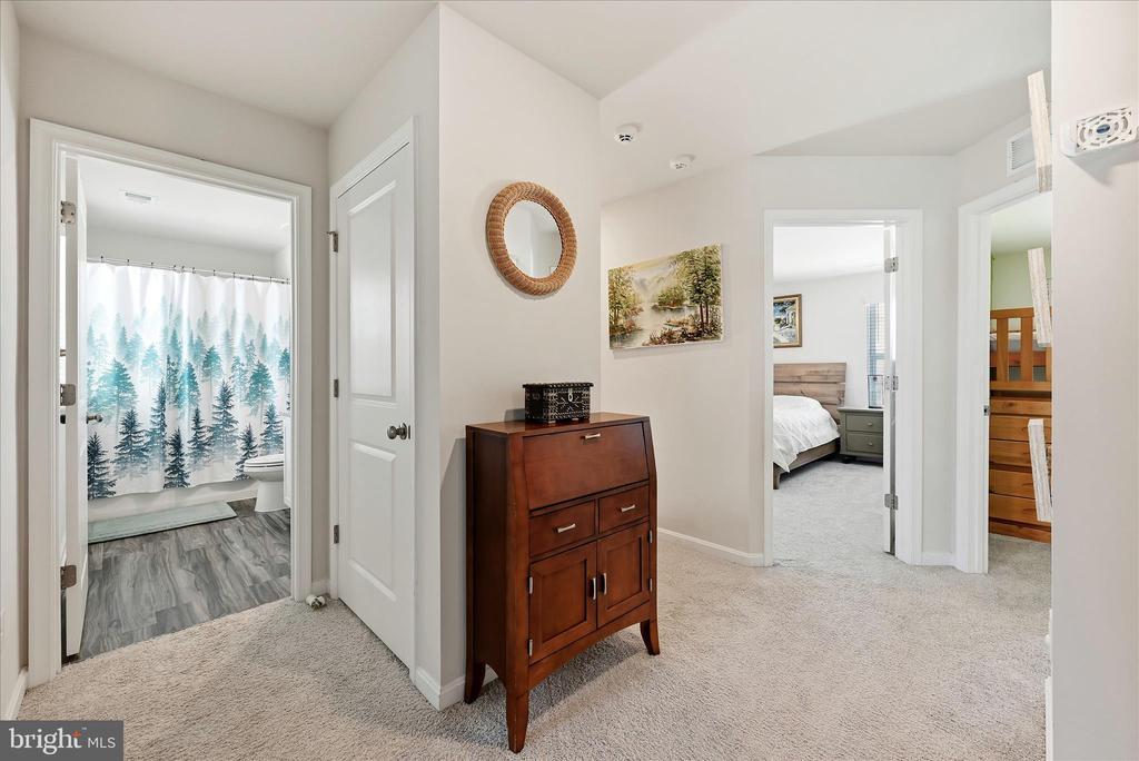 Berryville, Virginia, 22611, United States, 4 Bedrooms Bedrooms, ,3 BathroomsBathrooms,Residential,For Sale,2015067