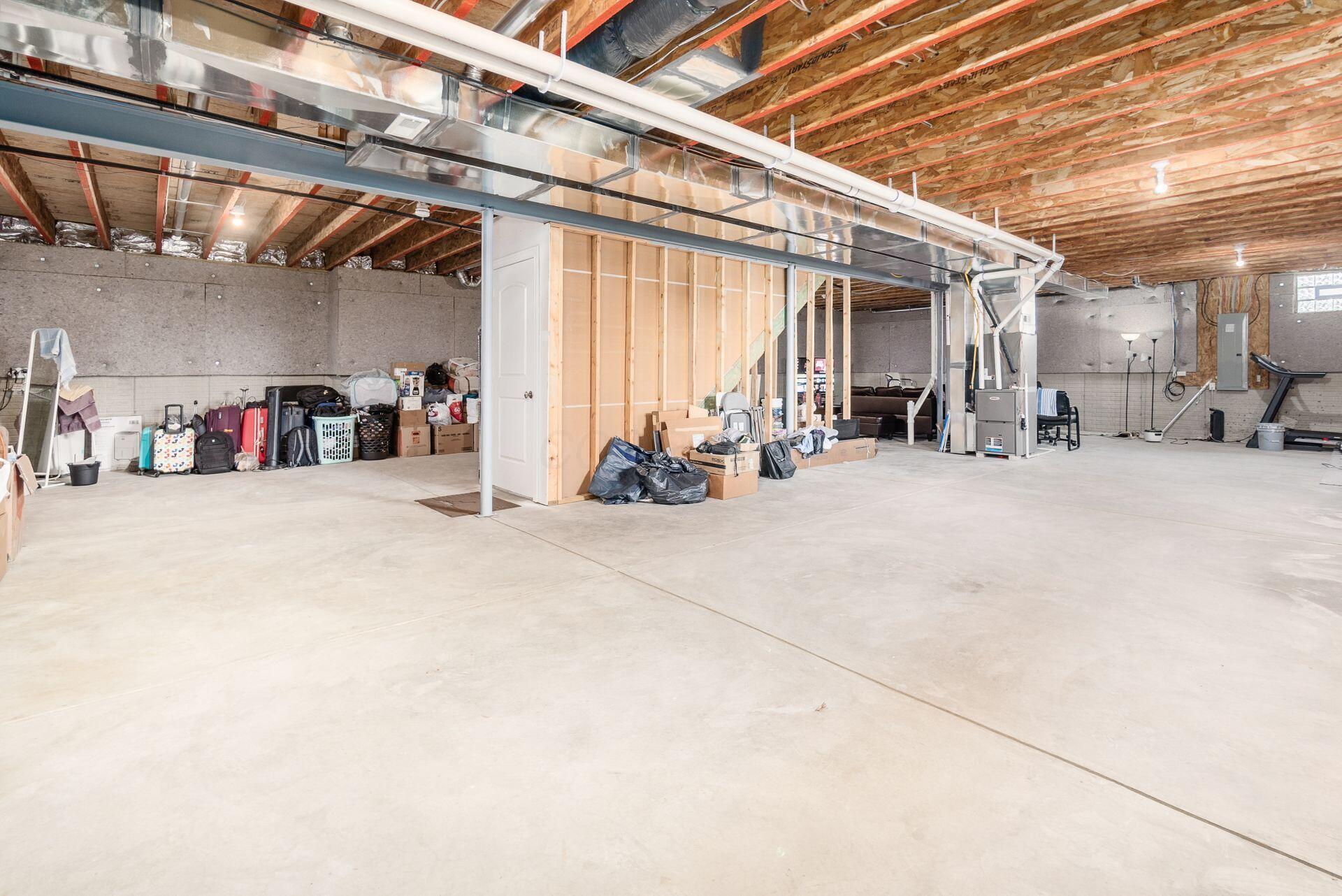 Delaware, Ohio, 43015, United States, 5 Bedrooms Bedrooms, ,5 BathroomsBathrooms,Residential,For Sale,1989567